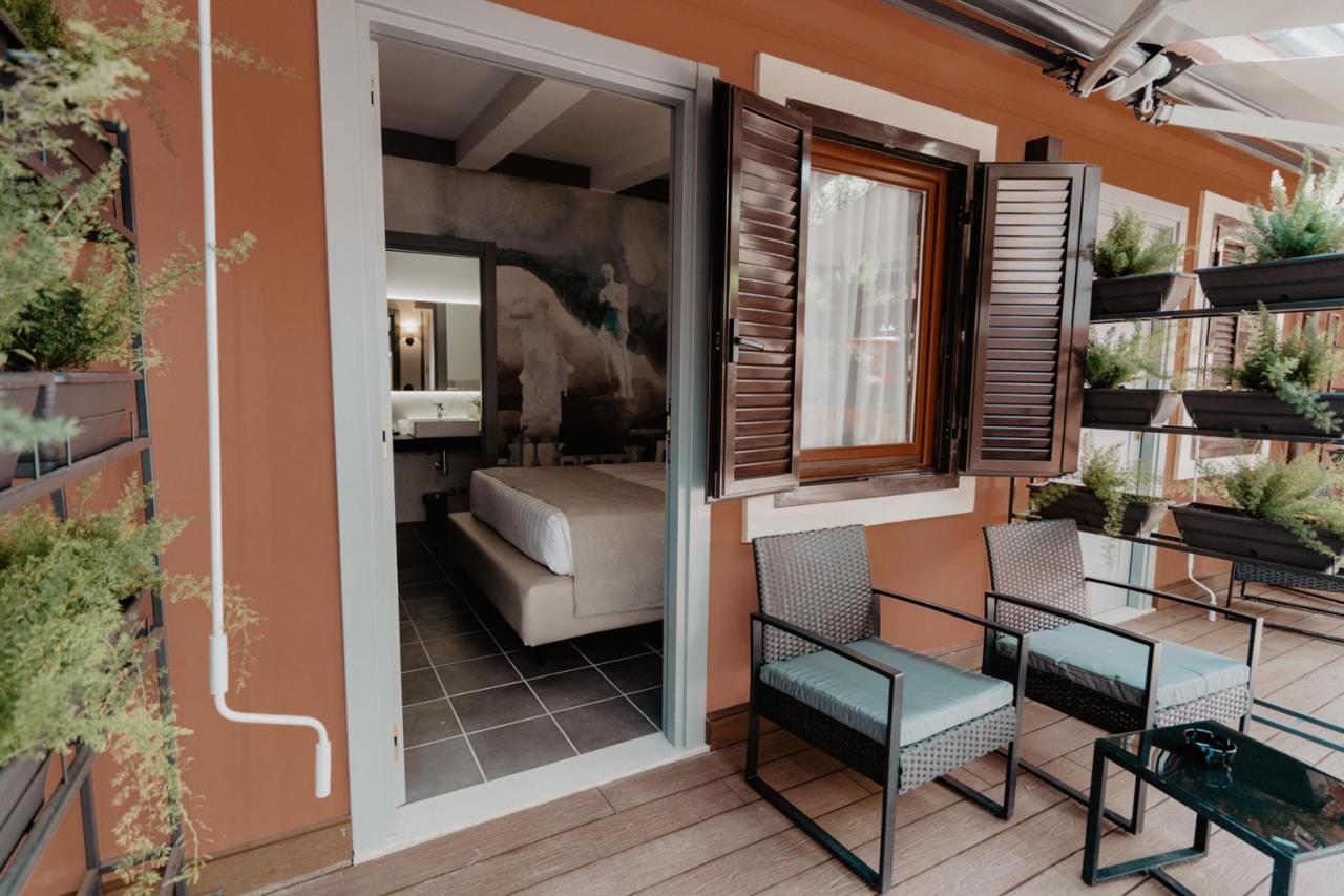 Relais Manzoni 3* Rome