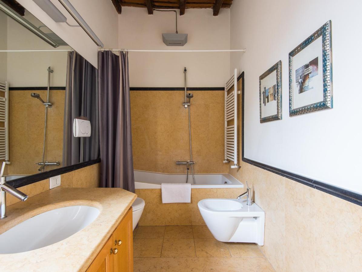 Pantheon Enchanting Luxury Apartment Rome