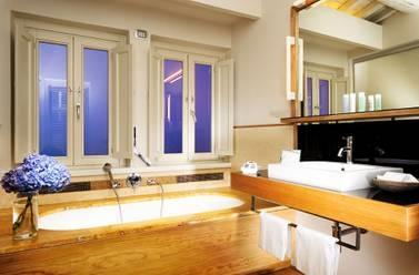 Romeluxsmariodf37 Hotel