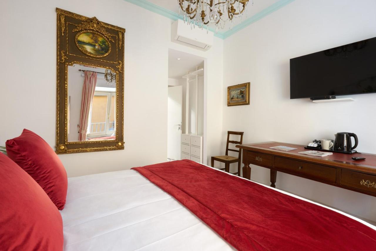 Affittacamere Delfini Trevi House Roma