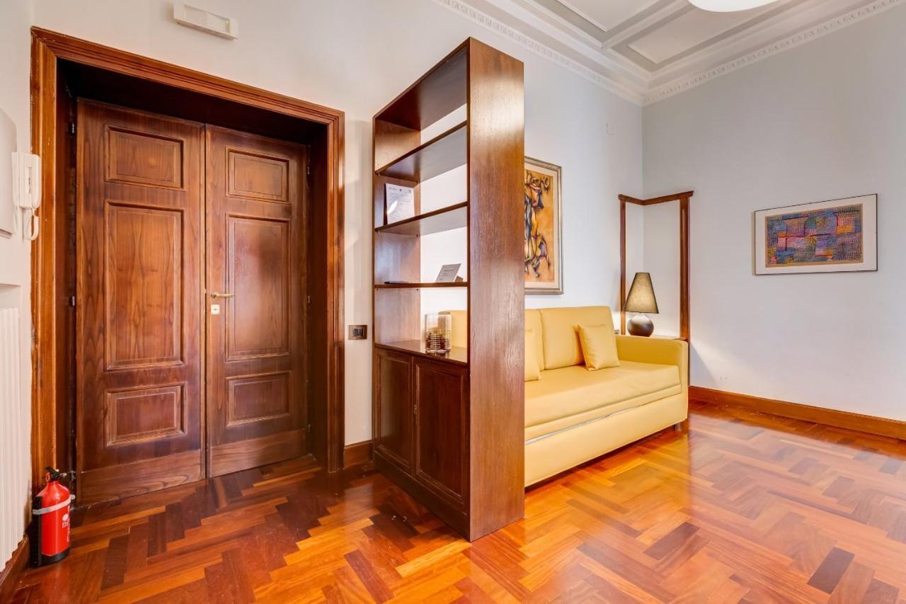 National Apartment *