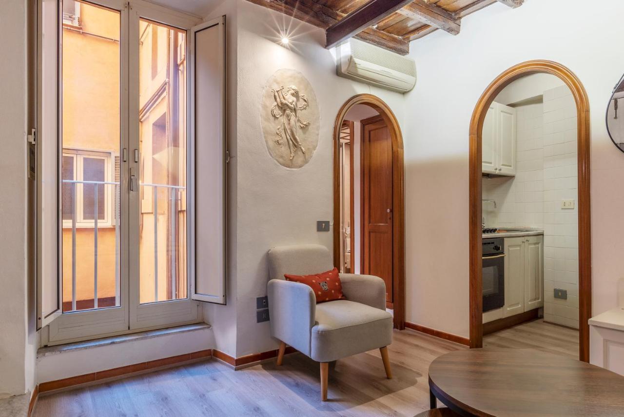 Apartment Giubbonari 23 - Fromhometorome Rome