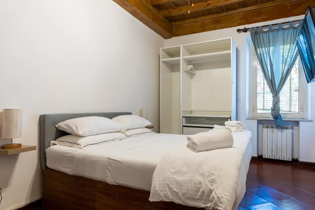 Navona Open Space Apartments 4*