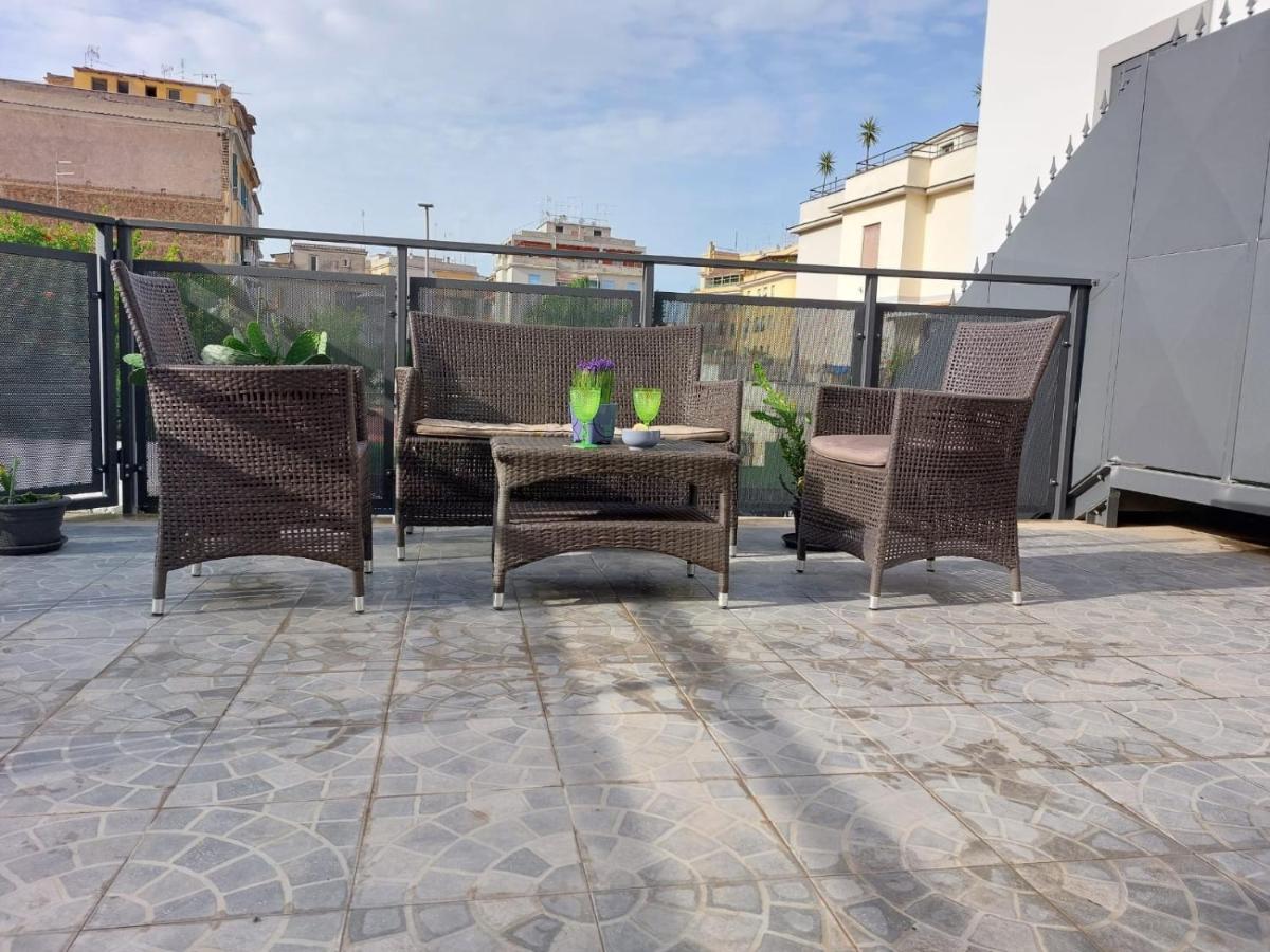 Vic Pigneto, Luxury House Terrace Apartment *