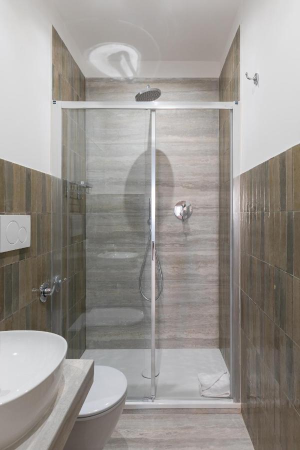 Charming Frattina - 2 Bathrooms New Apartment *