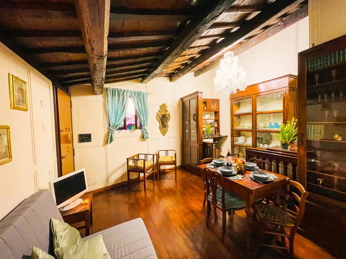 Piazza Venezia Lulus Apartment