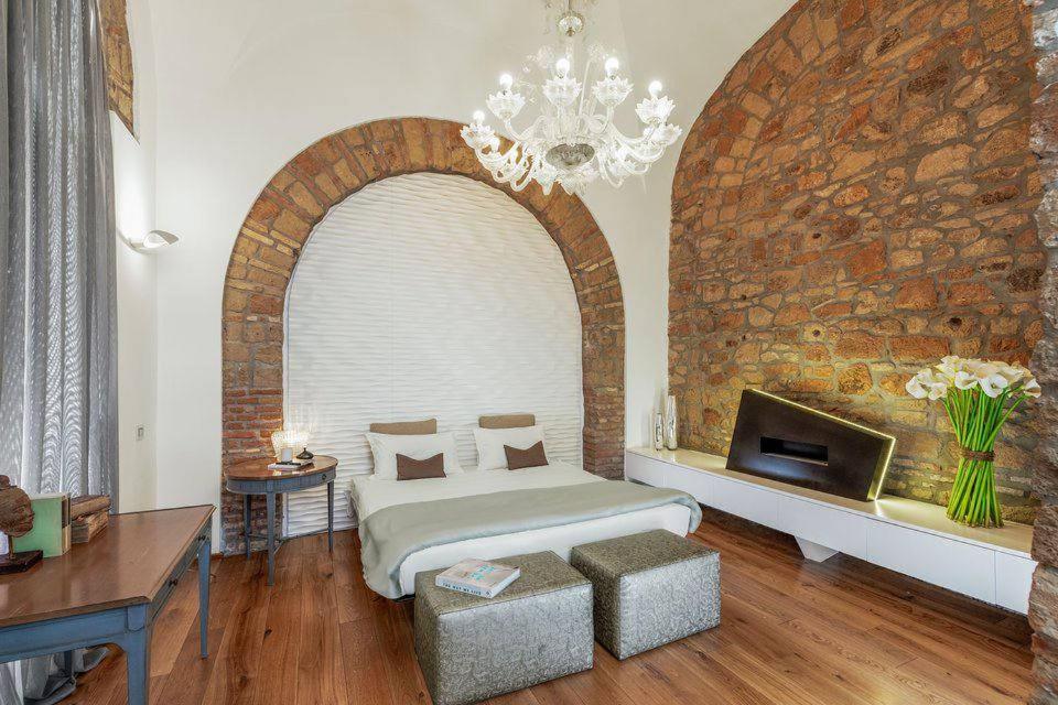 Appartamento [colosseo] Loft Con Jacuzzi