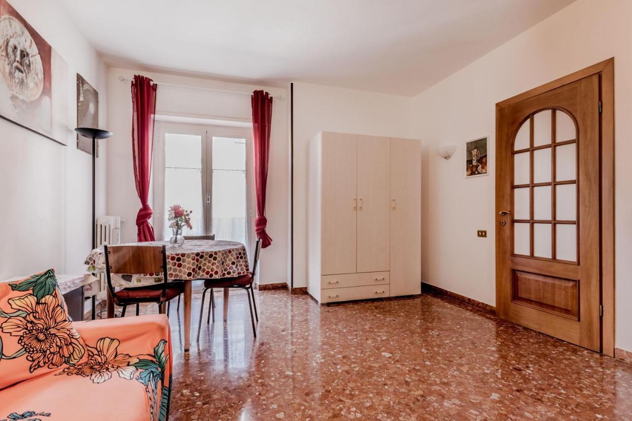 Liber's Domus Roma