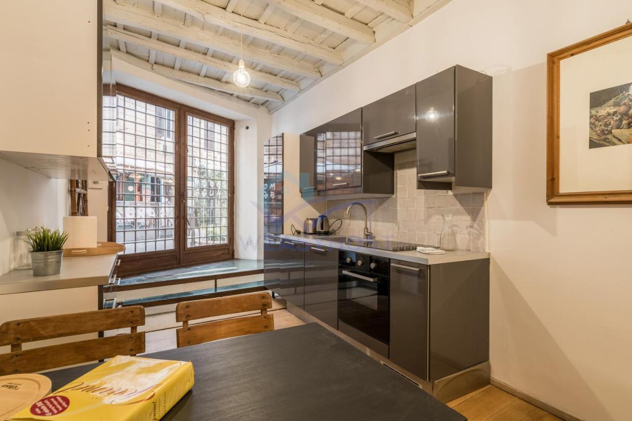 Apartment Cozy Entire Close To Piazza Trilussa Rome