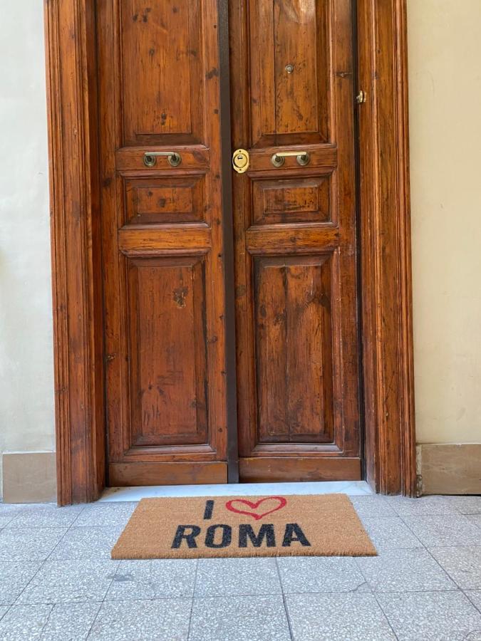 Ottaviano 9 Little * Rome