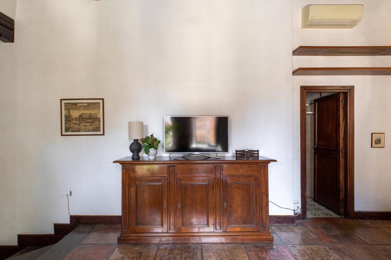 Apartment Iflat Lovely Flat In Navona Rome