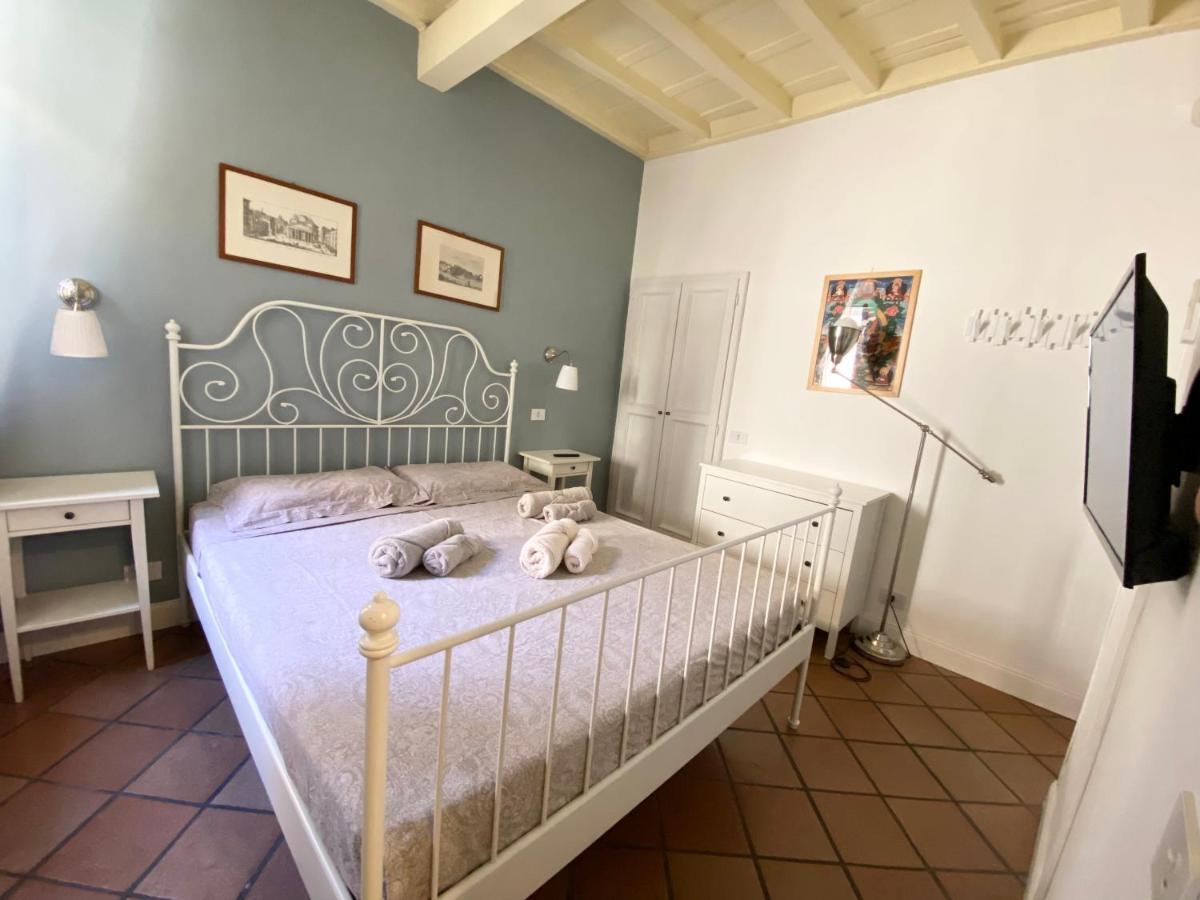 Trastevere Rome's Heart Charming 8 Apartment