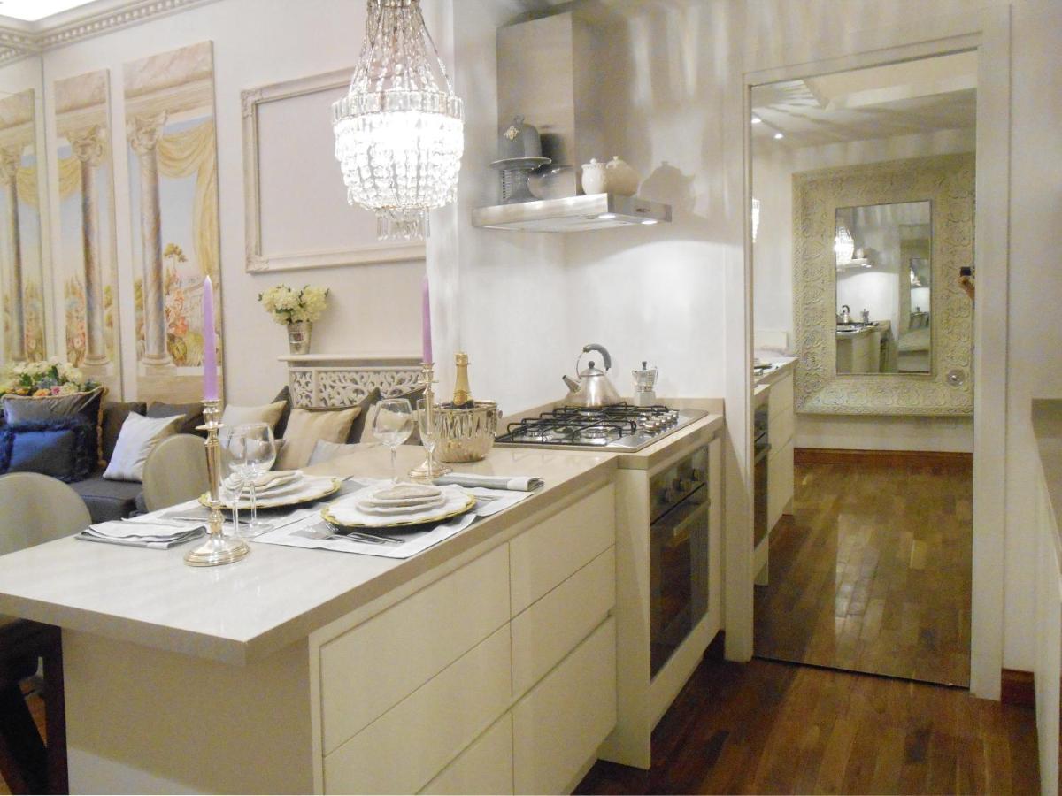 Apartment The Right Place 4u Savelli Boutique