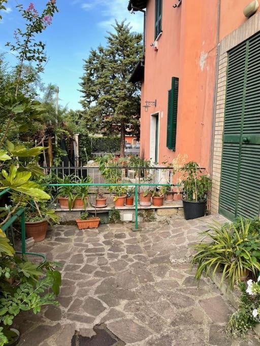 Privato Accanto Studi Televisivi Rome