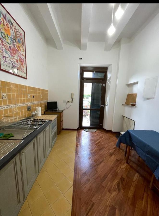 Appartamento Privato Accanto Studi Televisivi *