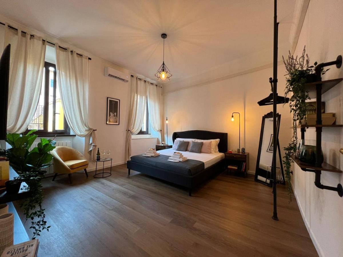 Apartment Via Dei Pettinari Rome