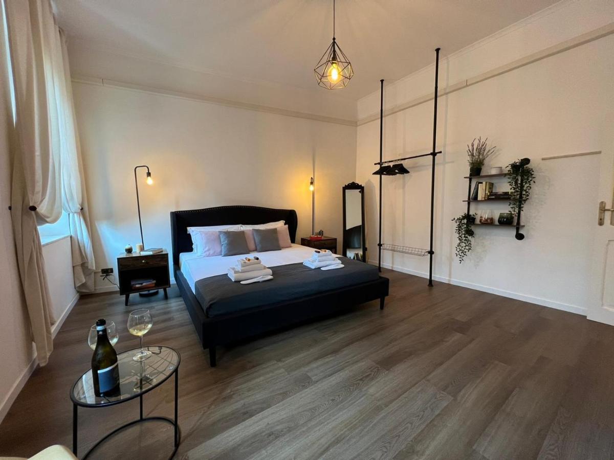 Apartment Via Dei Pettinari Rome