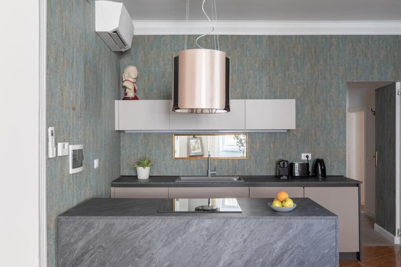 Appartamento Iflat Modern In The Monti Area Roma