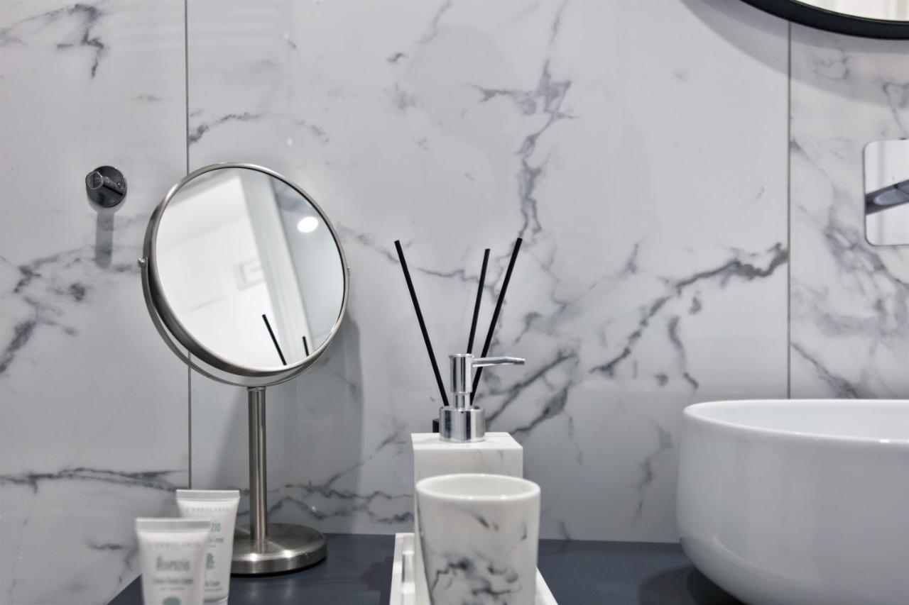 Fellini Design Affittacamere 2*
