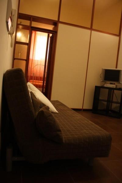 Eleven Hotel 2*
