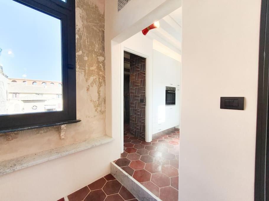 Apartment Boutique Penthouse With Terrace, Spanish Steps Rome