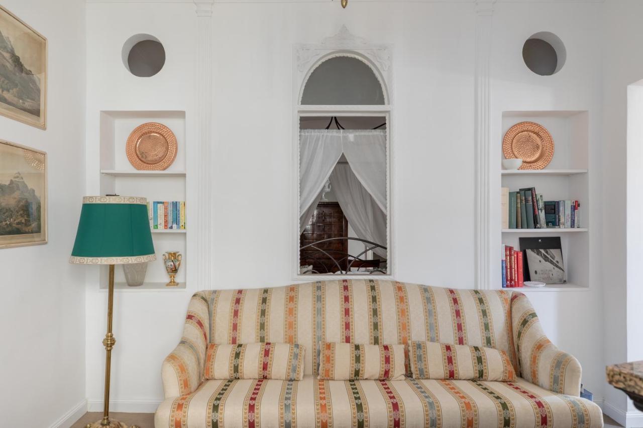 Appartamento Iflat Modern In The Monti Area Roma