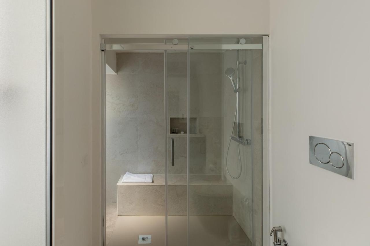 Iflat Modern In The Monti Area Roma