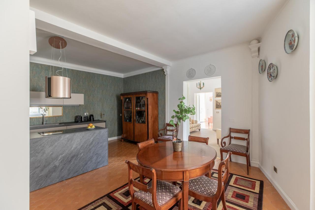 Iflat Modern In The Monti Area Roma