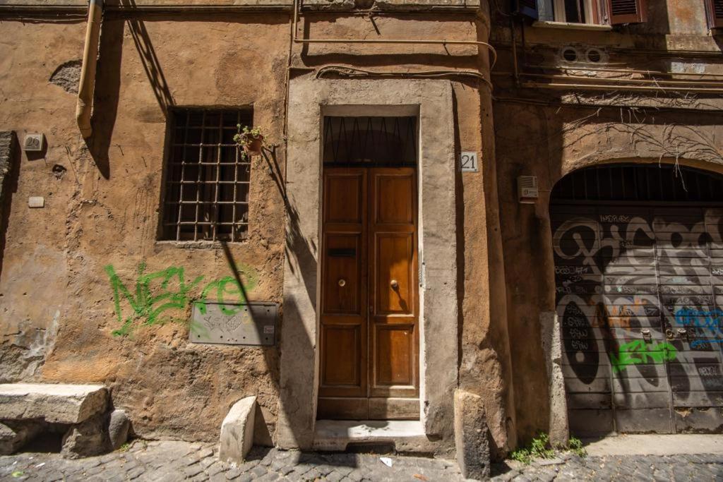 Maison Del Colosseo Apartment Rome