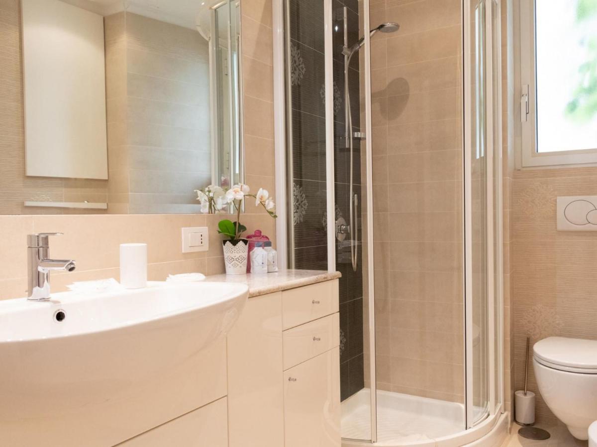 The Best Rent - Lovely One-bedroom Near Borghese Apartment