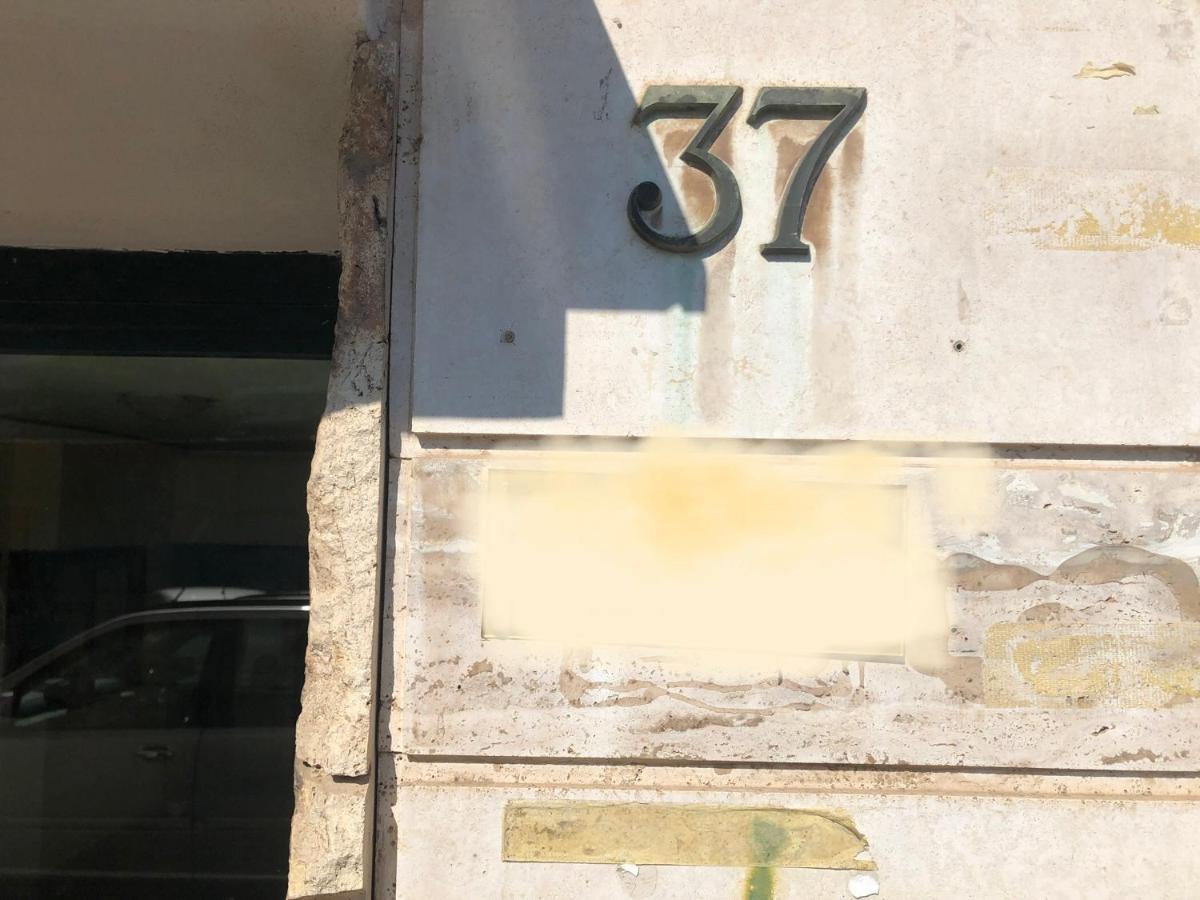 Questa Casa Non E Un Ciu-atr 9390-9 Apartment *