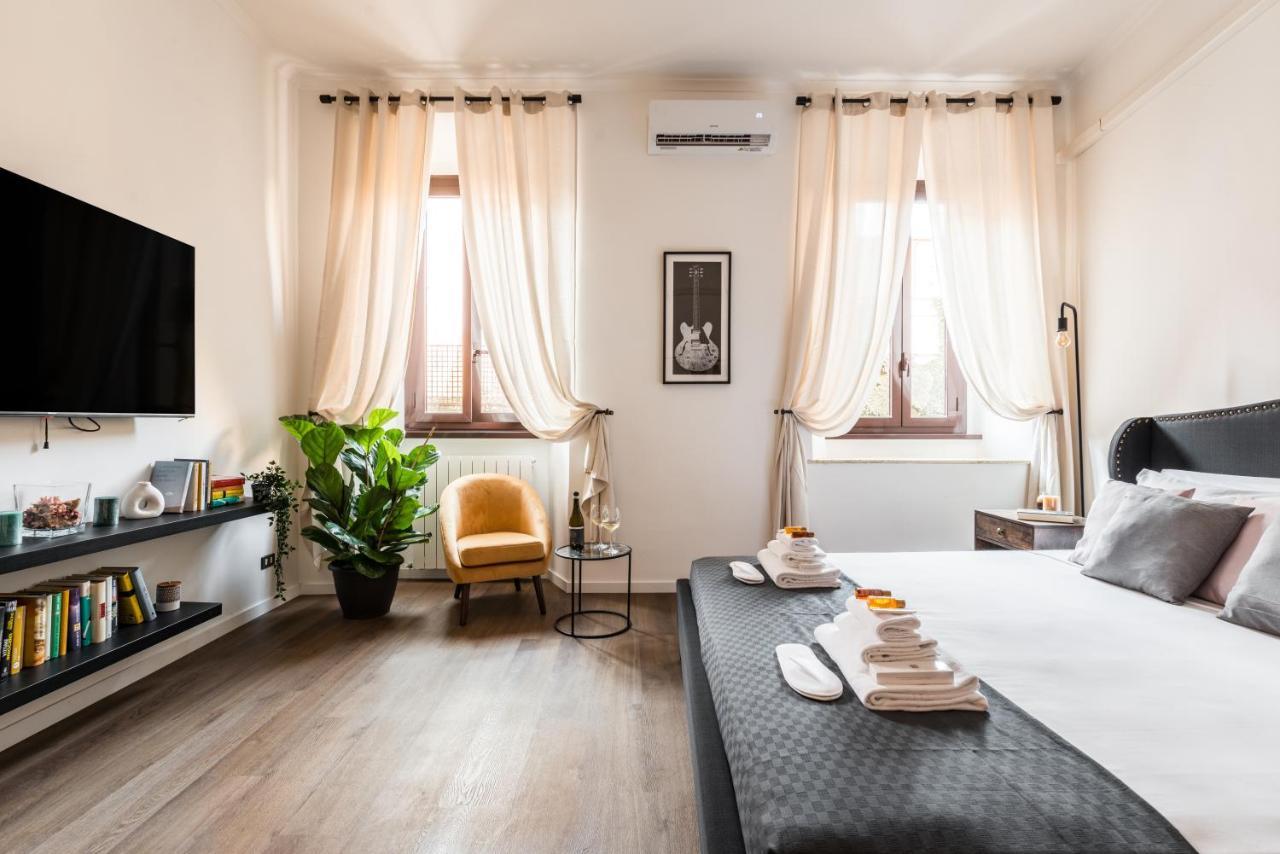 Via Dei Pettinari Apartment
