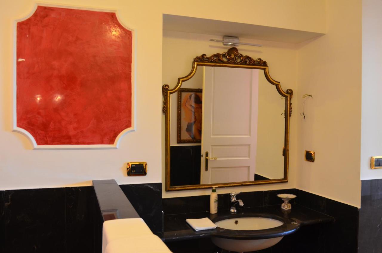 Elegante Nel Centro Di Appartamento Roma