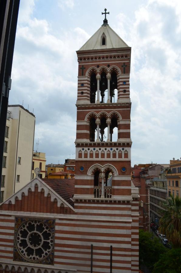 Elegante Nel Centro Di Appartamento