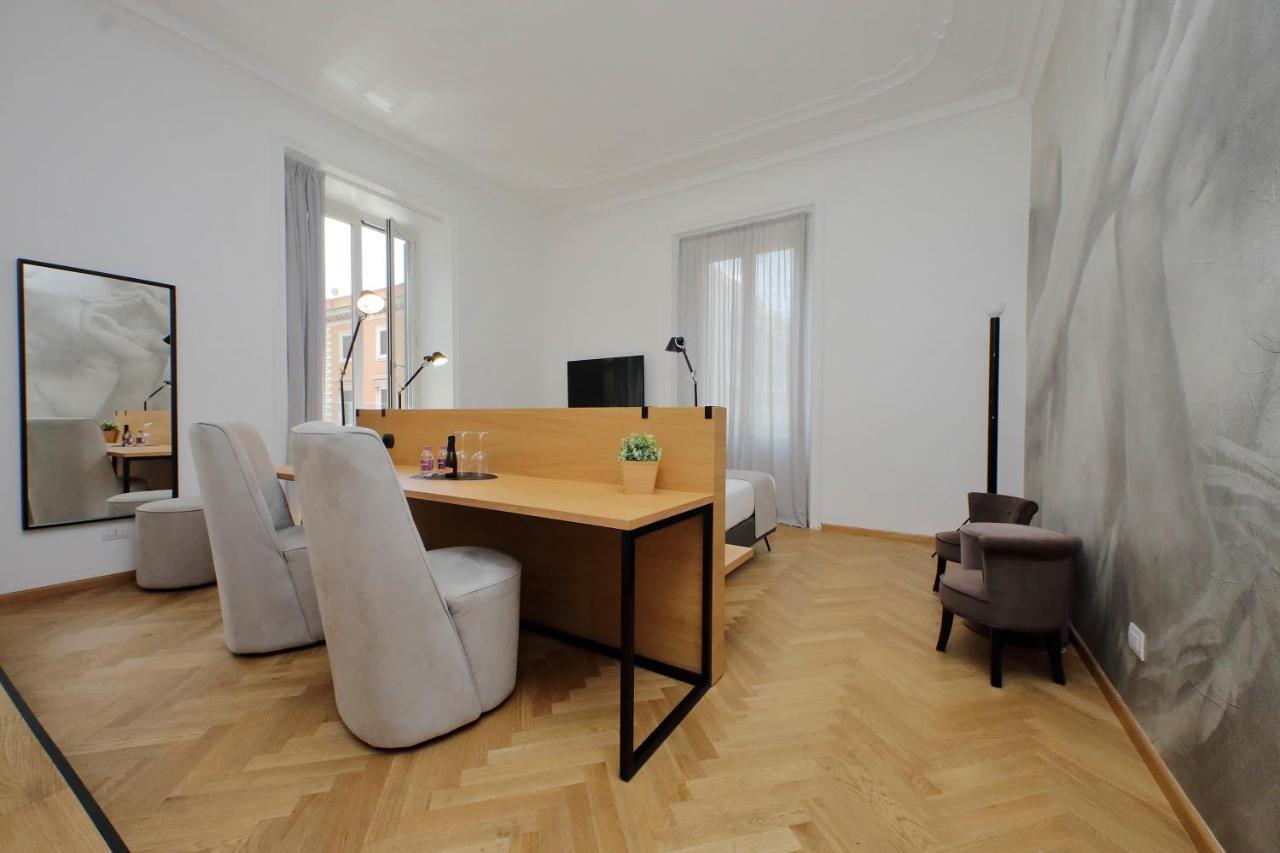 Youroom Abruzzi Guest house Rome