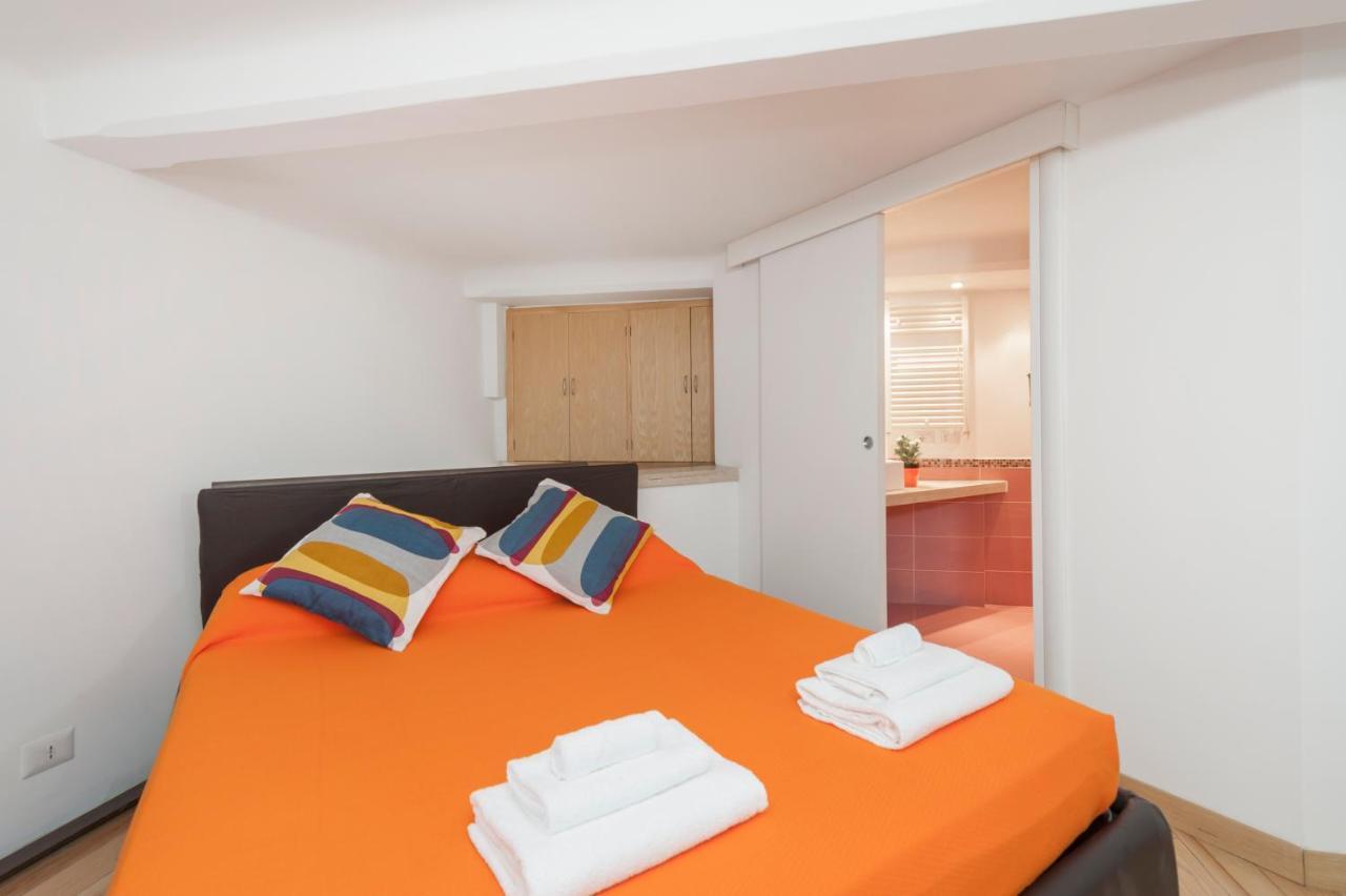 Appartamento Inviting 3-bed In 4mins To Colosseo Roma