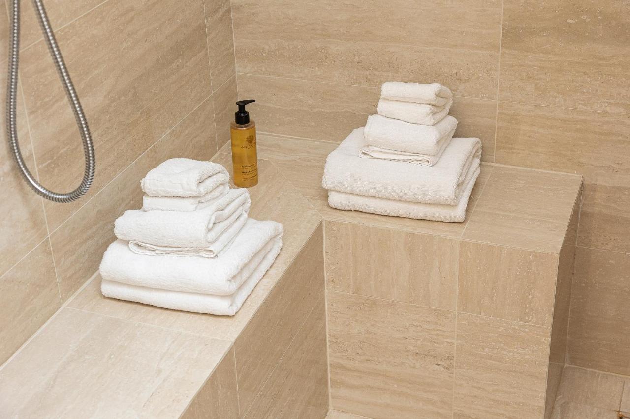 Apartment Via Barberini Rome