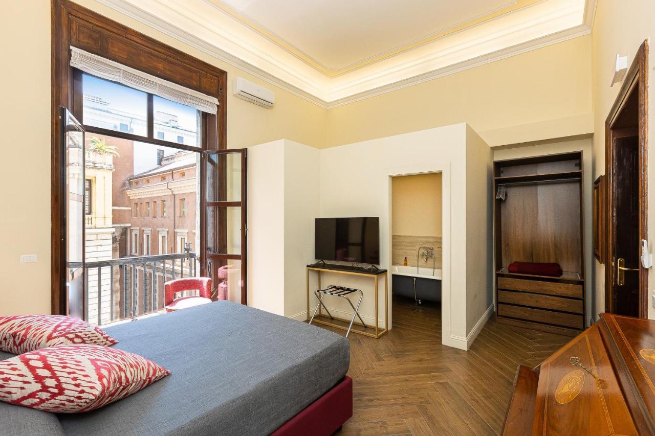 Via Barberini Apartment *