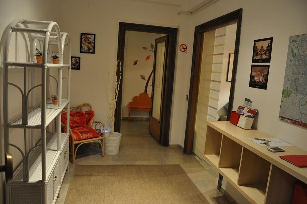 Big In Vatican Apartment *