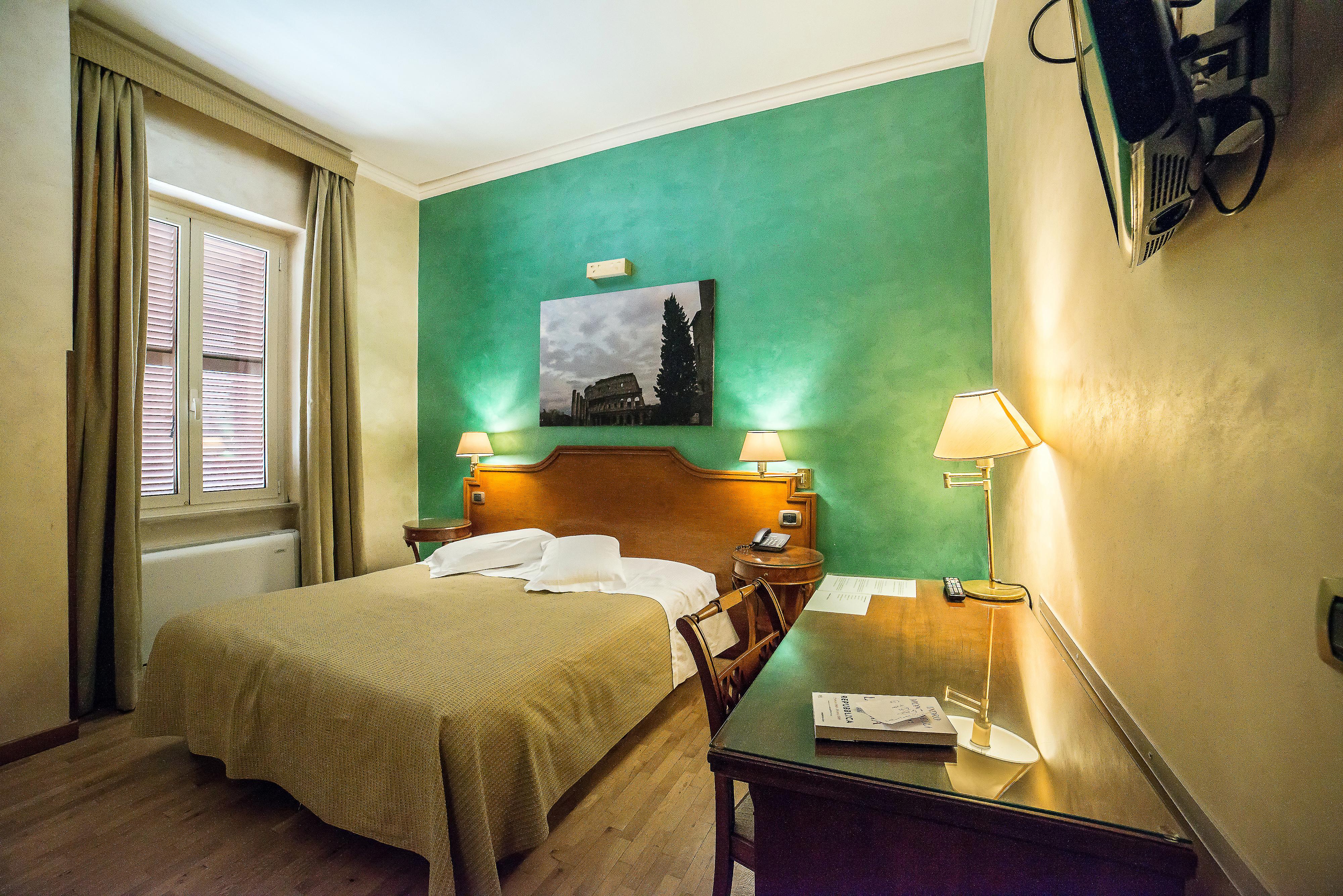 Kent 3* Rome
