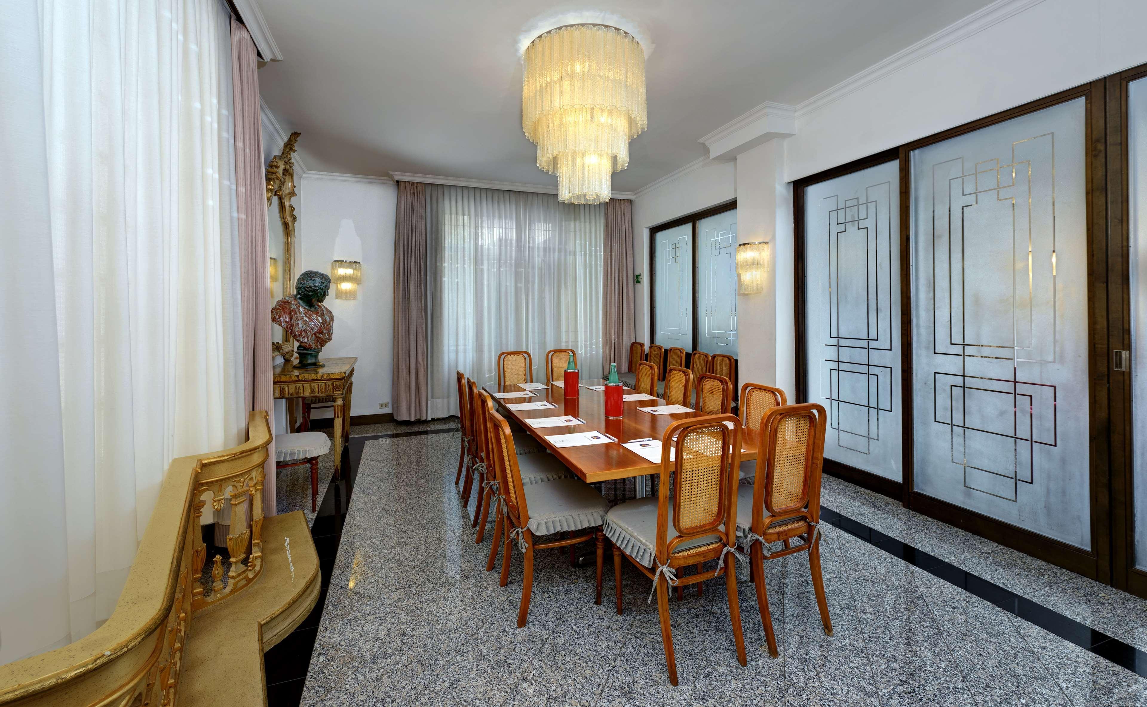 Western Rivoli 4* Rome
