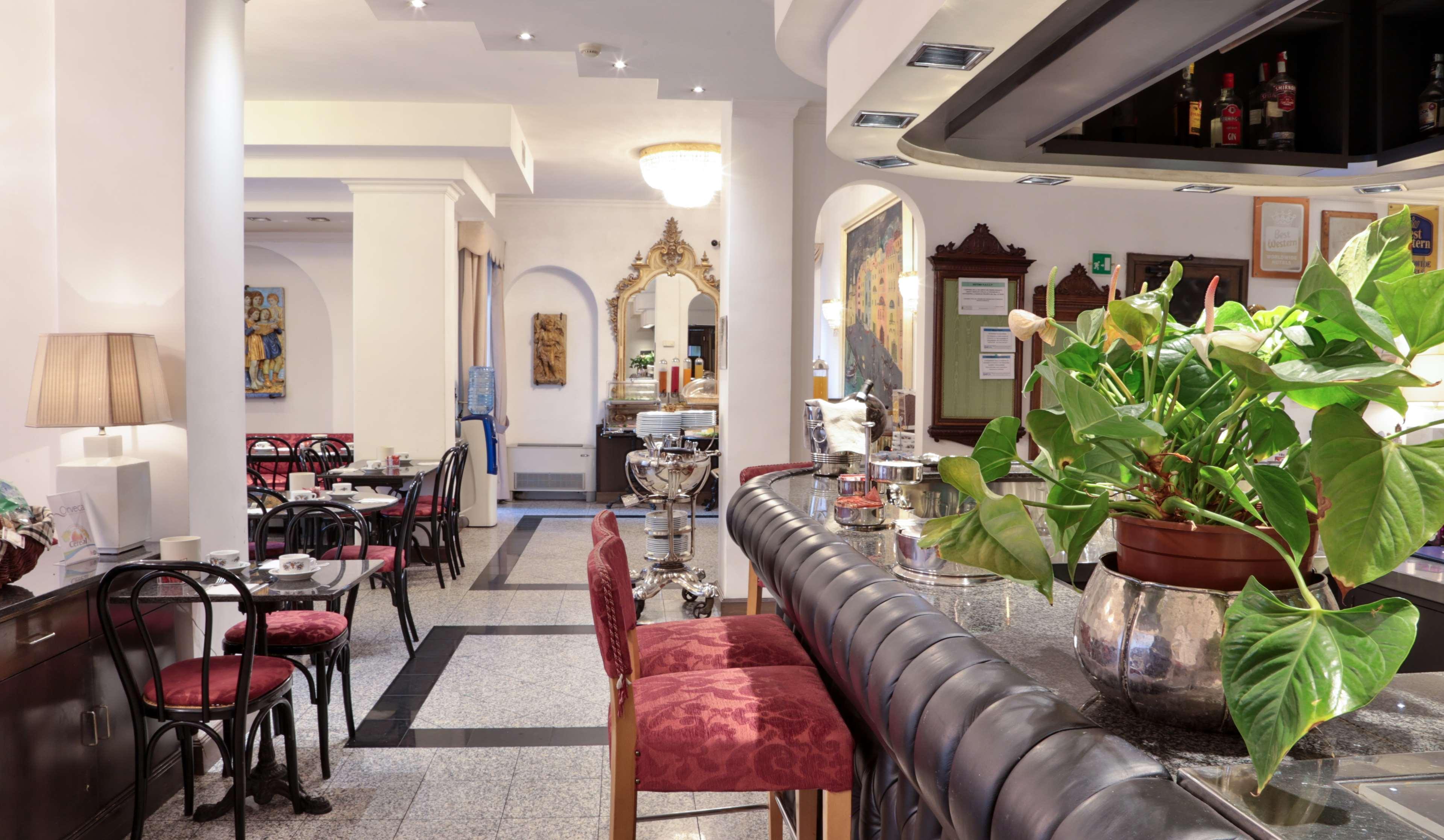 Western Rivoli Hotel 4*