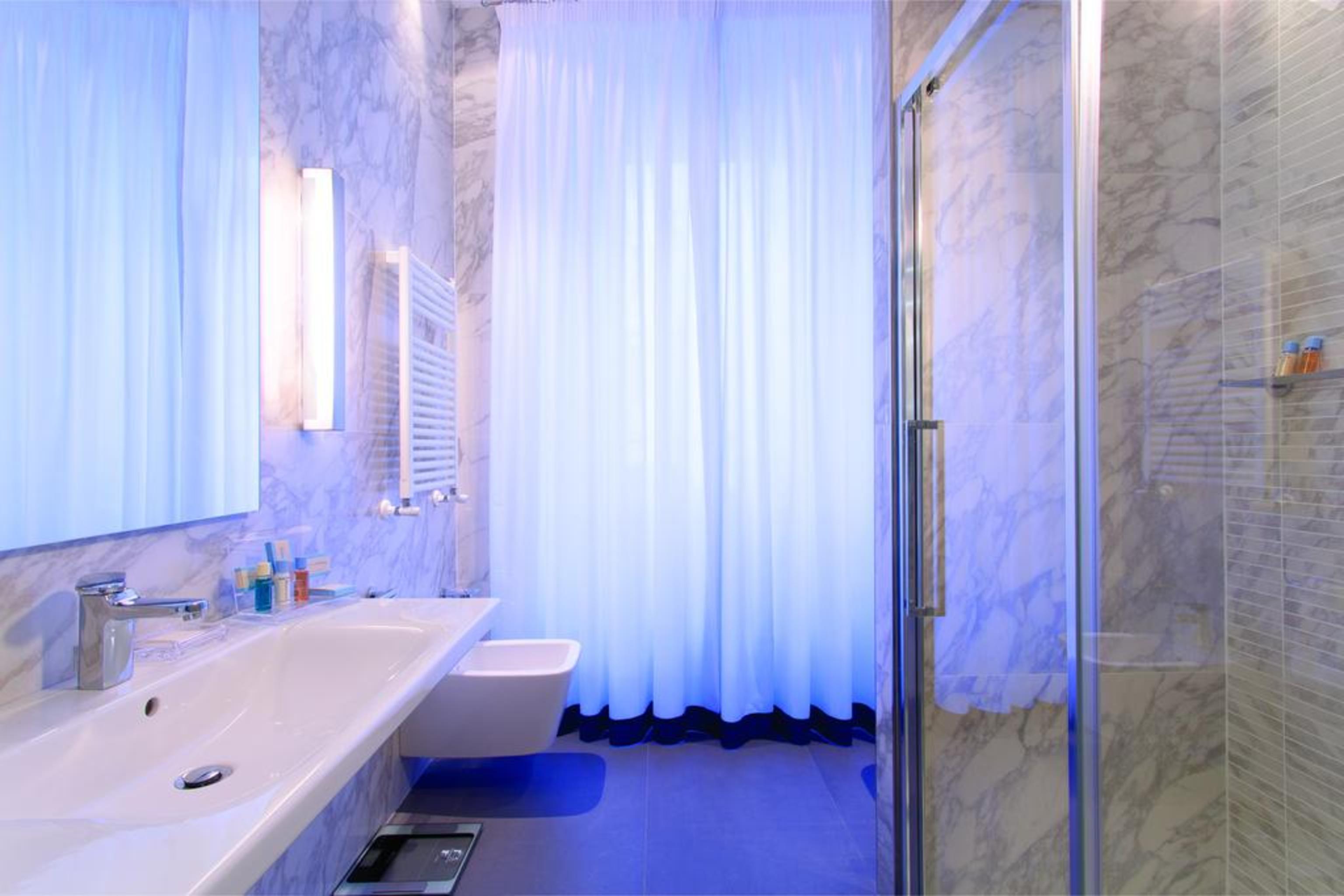 Stendhal Luxury Suites Hotel 4*