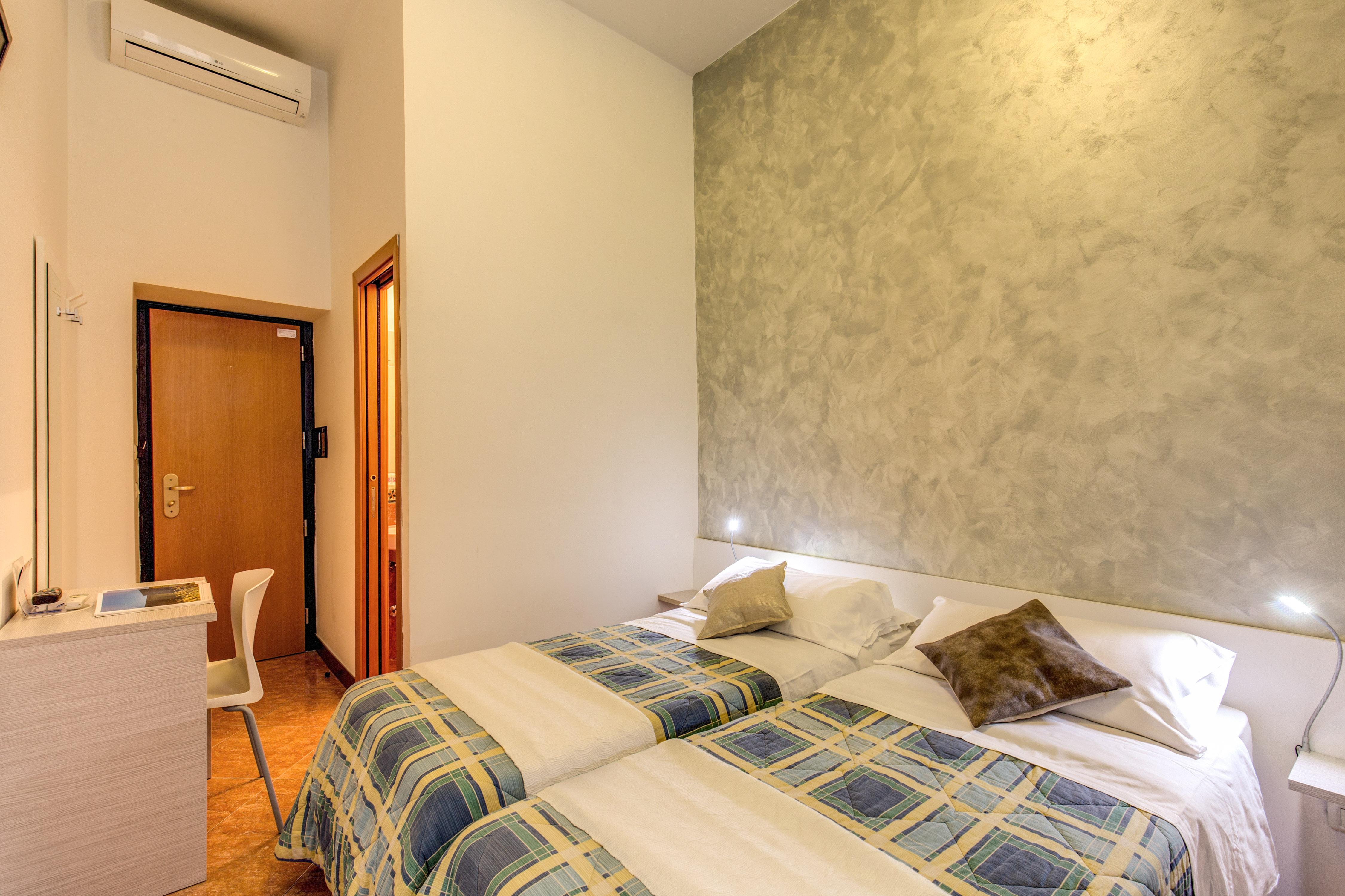 Hotel Dharma Boutique & 4*