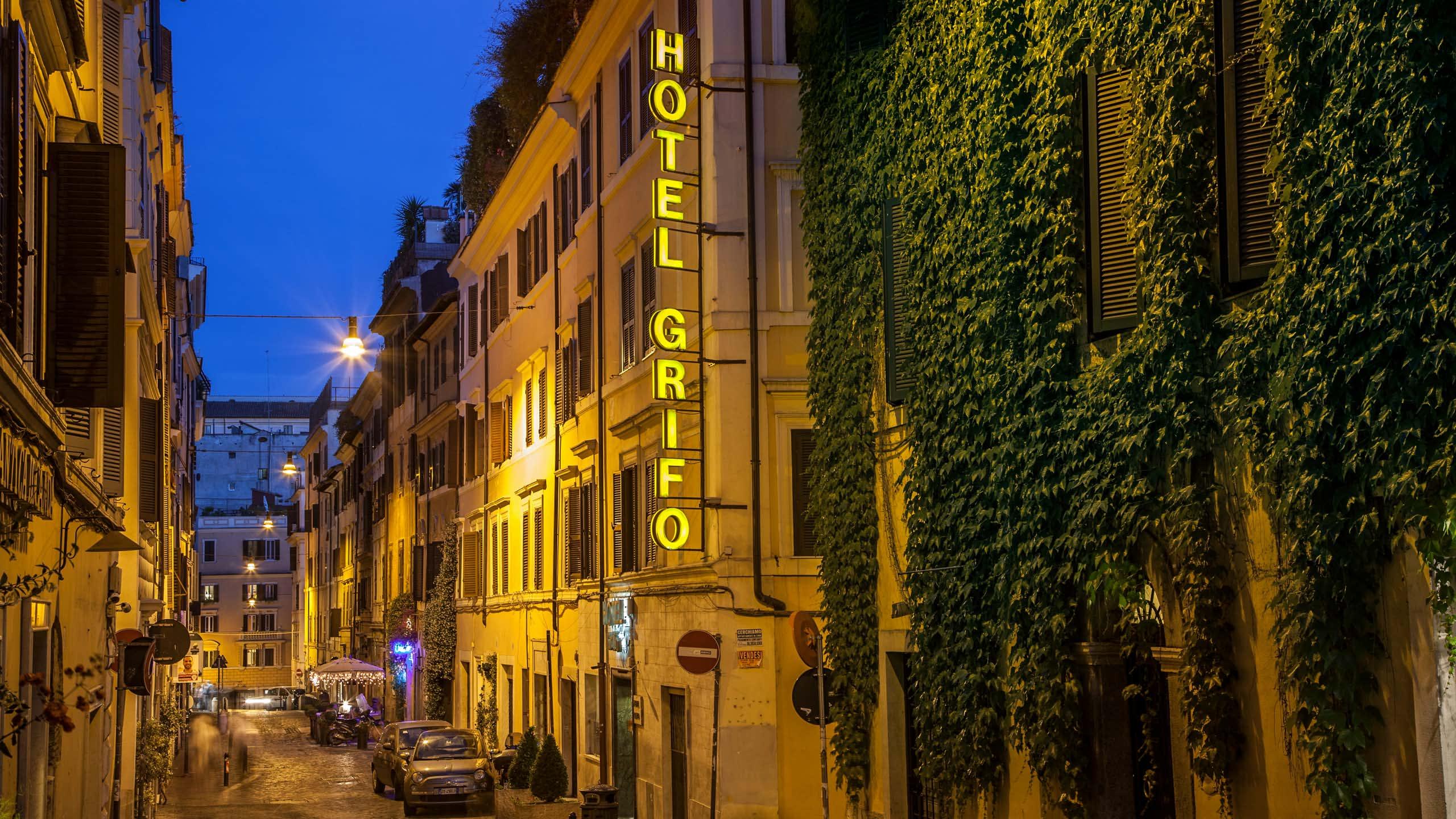 Grifo 3* Rome