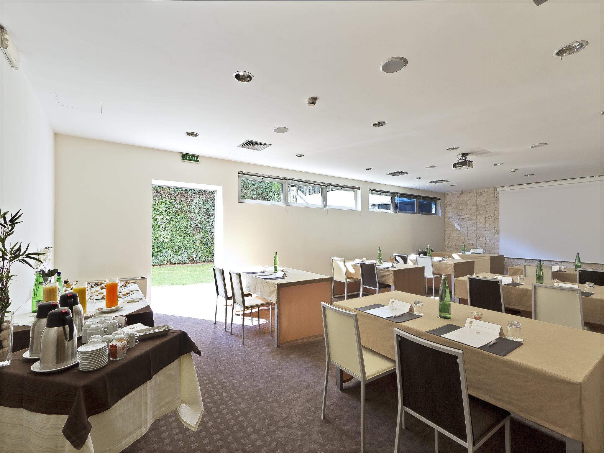 Time Relais & Sport Rome