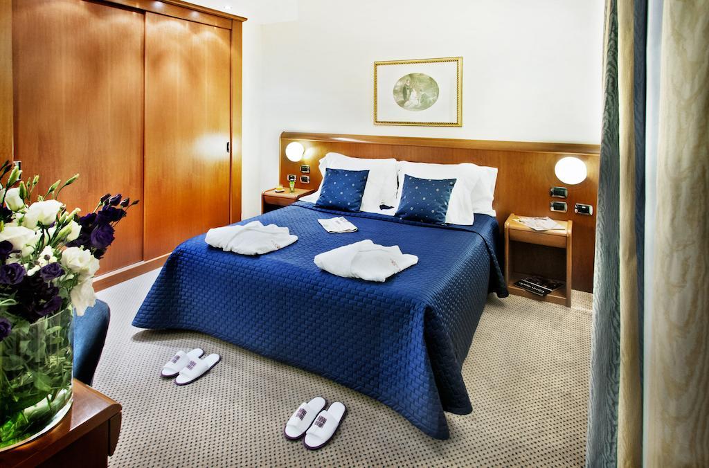 Ponte Sisto Hotel