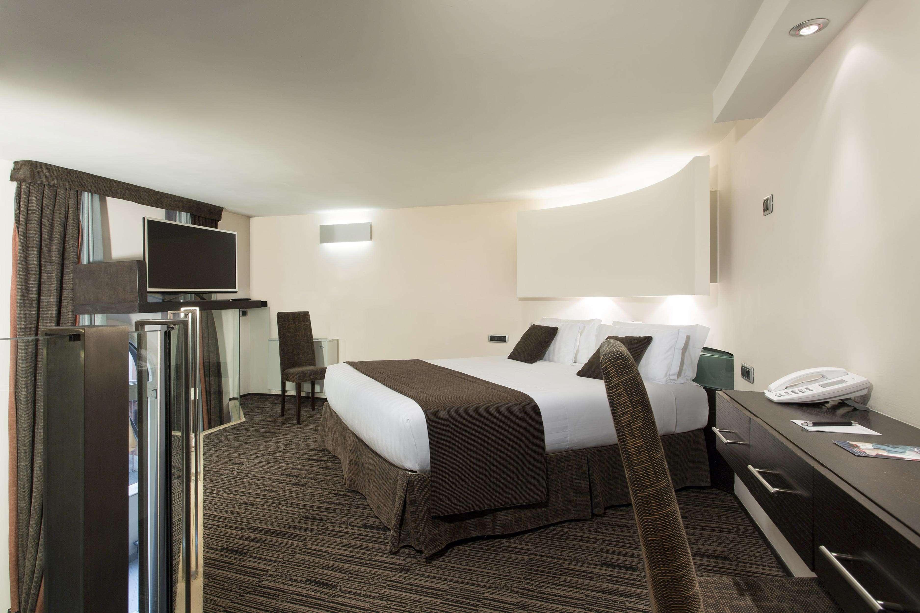 Western Universo 4* Rome