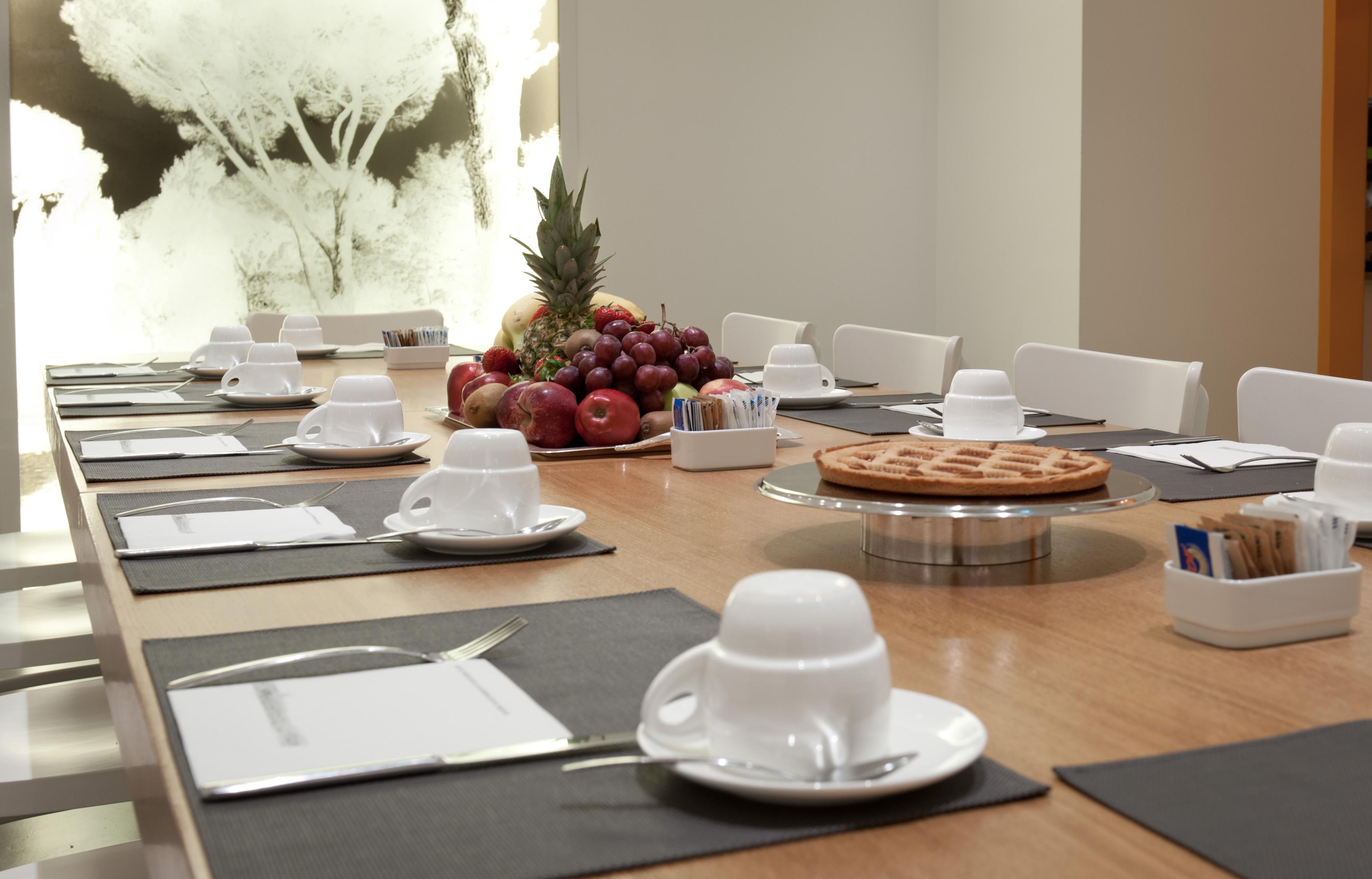 Hotel White 4*