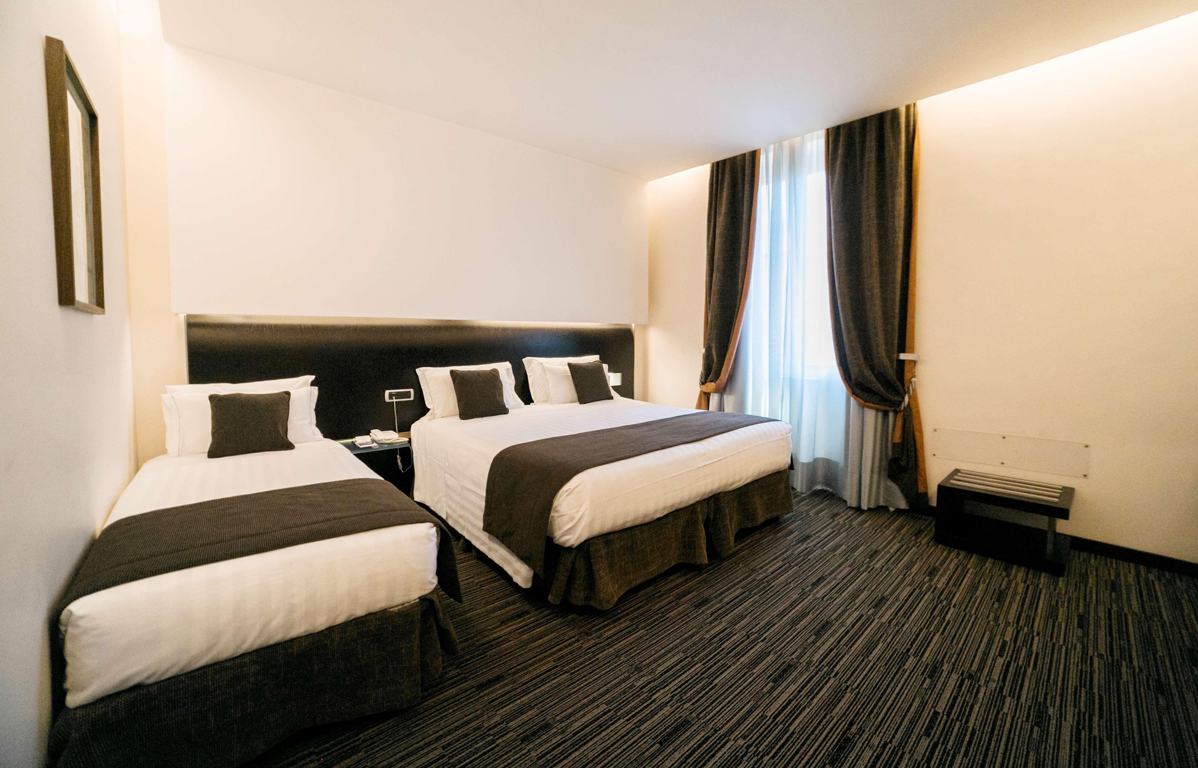 Western Universo Hotel
